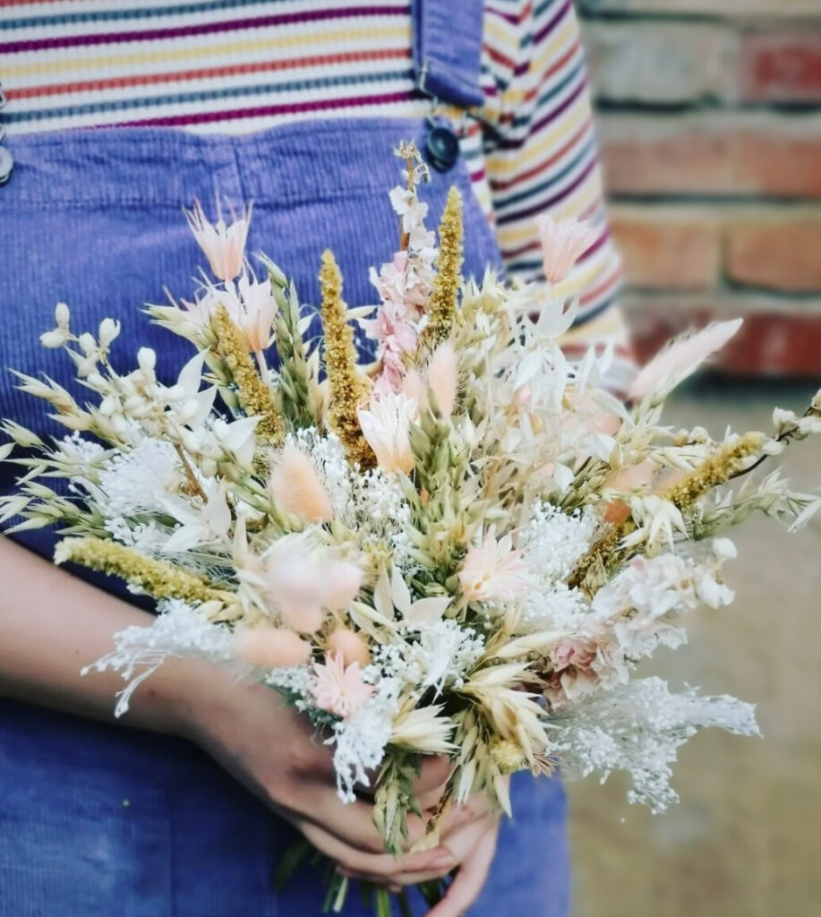 bouquet de fleurs séchées