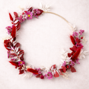 couronne en fleurs séchées Equinoxe fuchsia