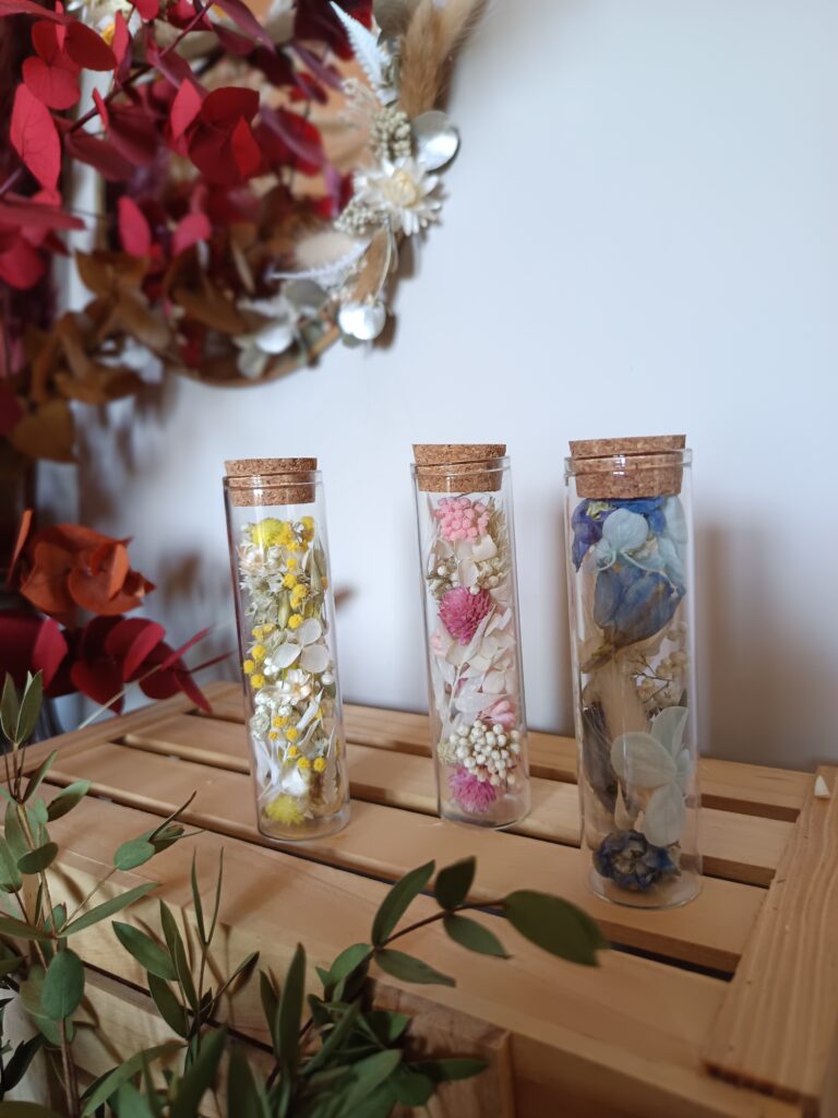 Fioles fleuries idéal pour Cadeaux invités